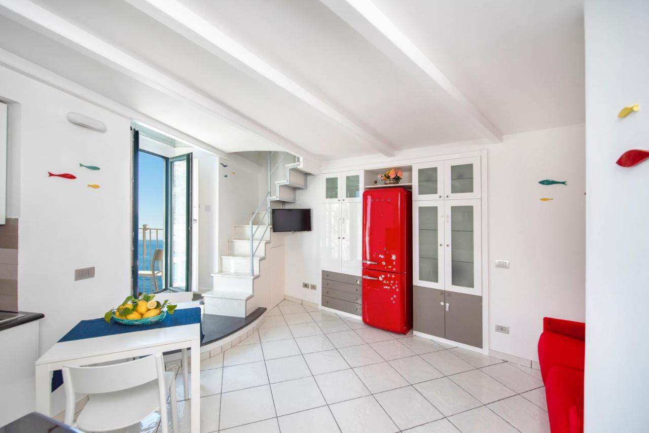 Ferienwohnung Il Nido Del Gabbiano Minori Exterior foto